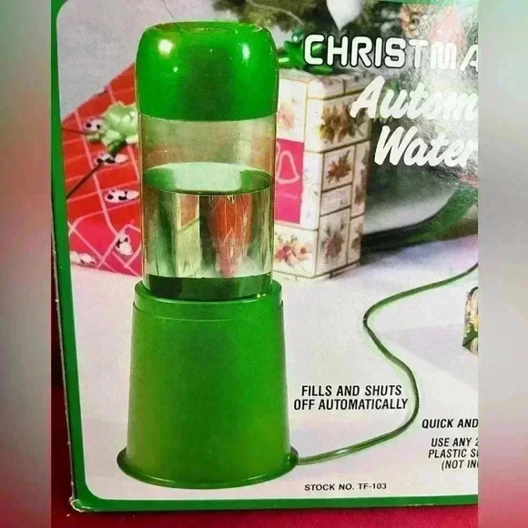 Christmas Tree Automatic  Waterer - Picture 2 of 11